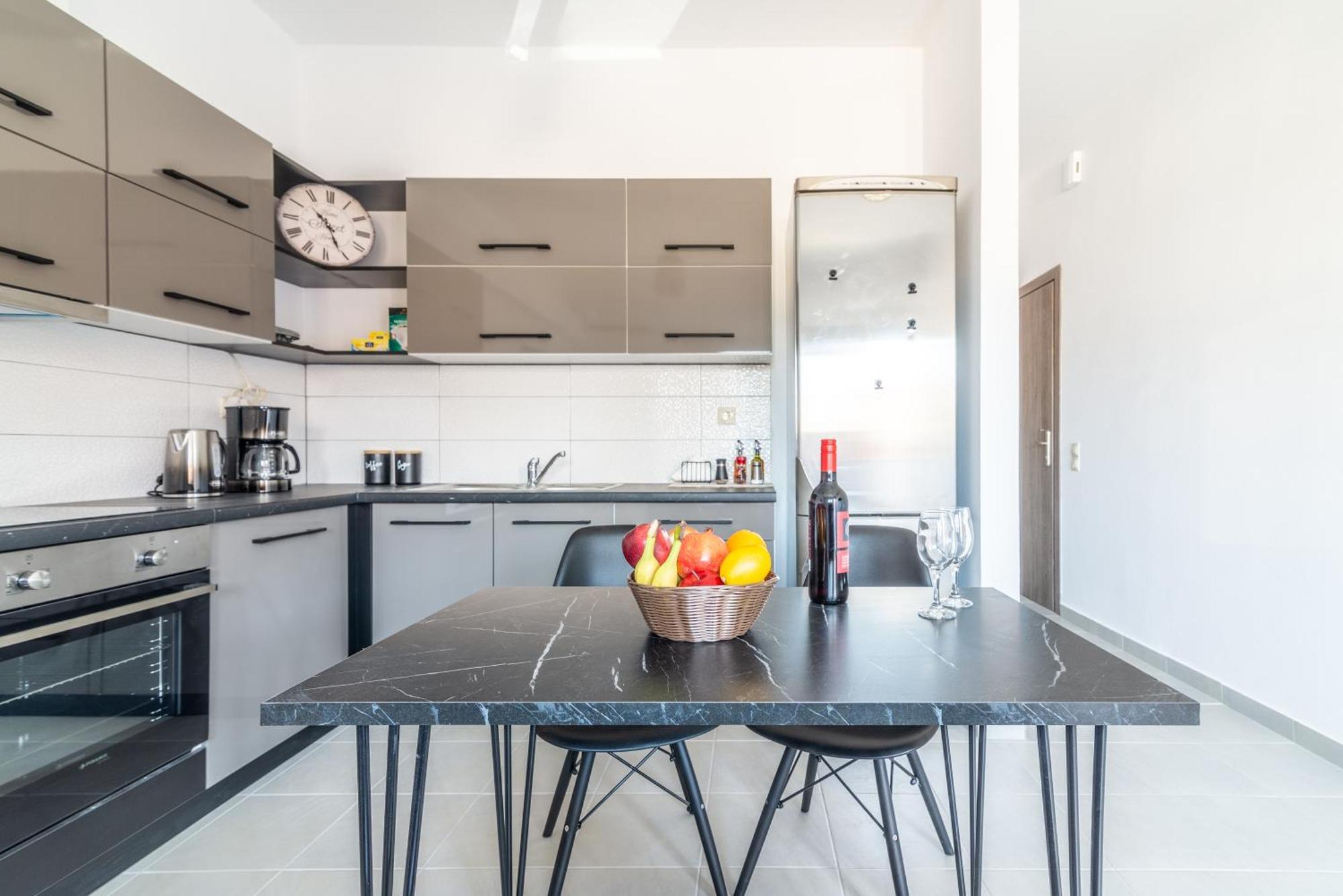 Modern Renovated For Relax *